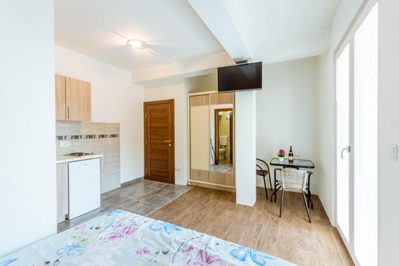 Apartments Elena Budva Exterior photo