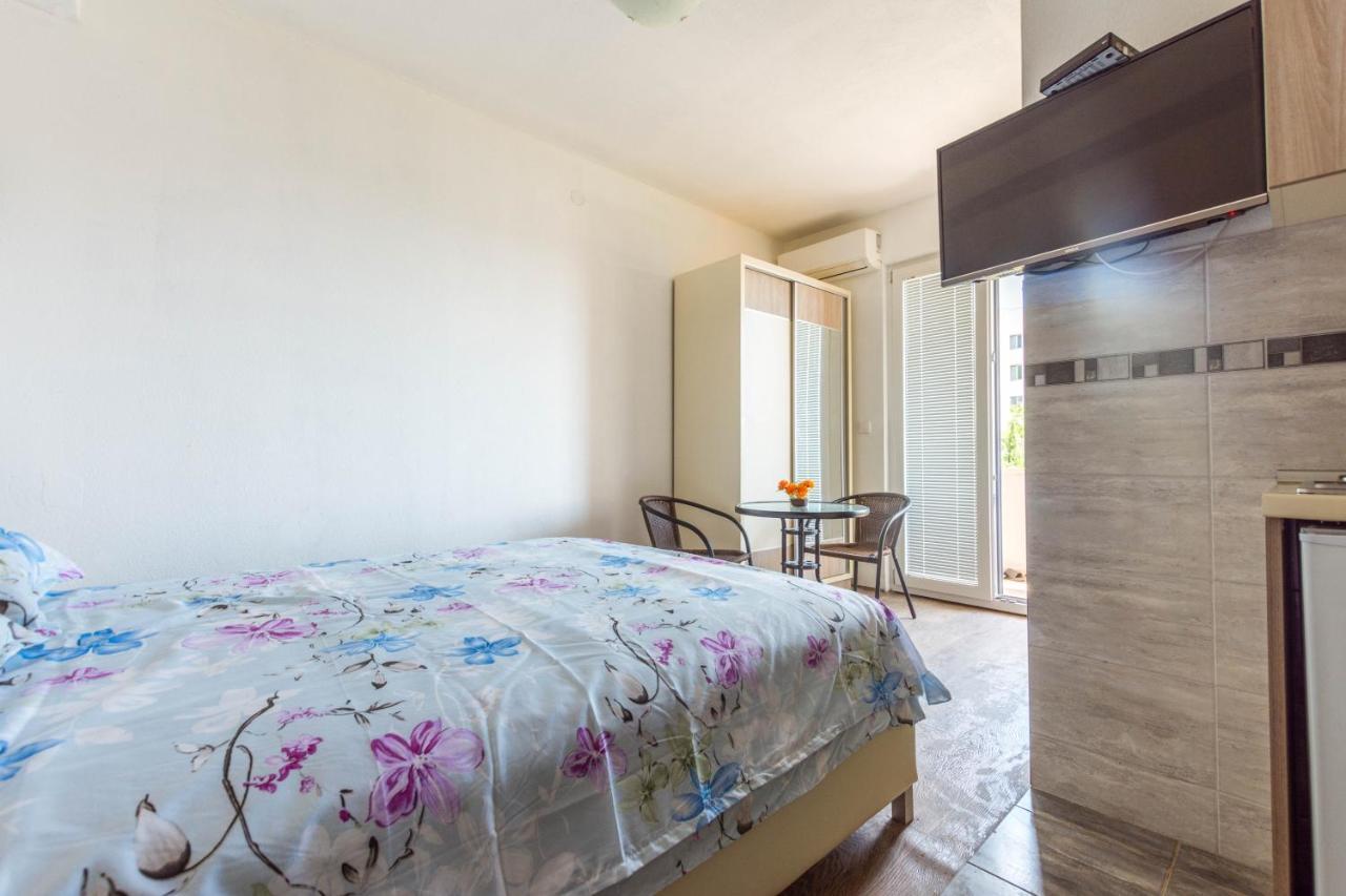 Apartments Elena Budva Exterior photo